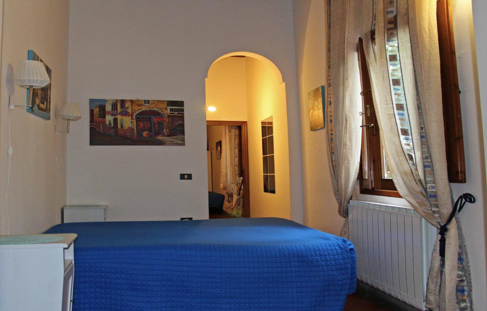 Max Studios Florence Kamer foto